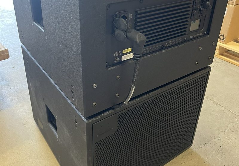 Ground-stacked pair